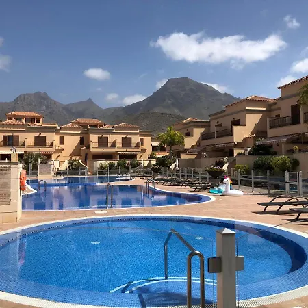 Del Duque With Private Pool *